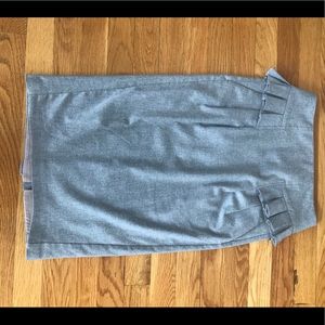 French connection gray pencil skirt.